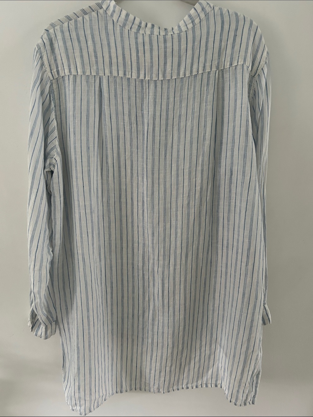 CP Shades Linen Tunic Blue/White Striped Size Medium Coastal Beach Coverup - Picture 8 of 12